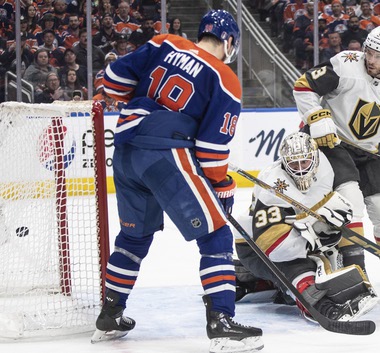 The Golden Knights rallied in the third period to force a shootout, but lost their third straight game in falling 5-4 to the Edmonton Oilers ...