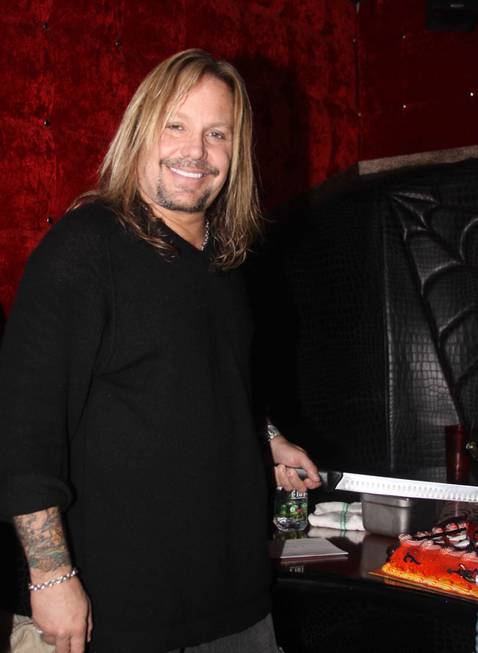 Vince Neil celebrates his 49th birthday at Feelgood's Rock Bar ...