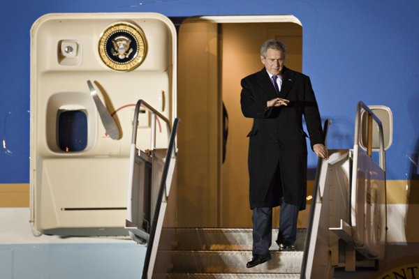 President George W. Bush arrives on Air Force One at ...