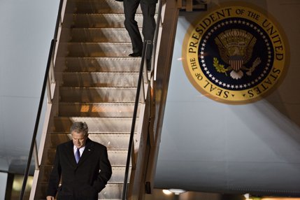 President George W. Bush arrives on Air Force One at McCarran International Airport in Las Vegas on Wednesday night, January 30, 2008.