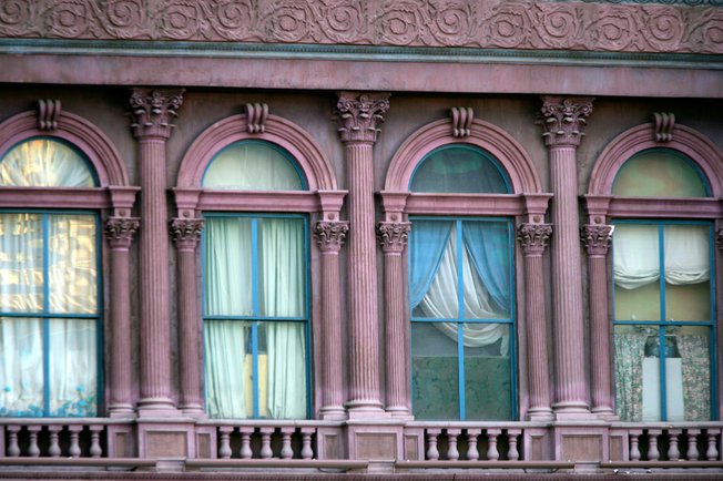Some architectural elements of New York-New York are made from construction foam. New York-New York has never caught fire.