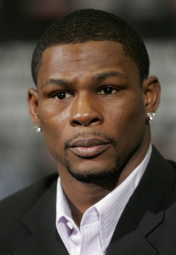 Jermain Taylor, of Arkansas, is shown during a news conference ...