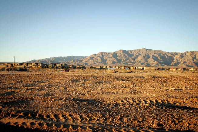 Opponents of the rezoning of this parcel near I-215 in North Las Vegas have at least one vote: that of Councilwoman Stephanie Smith, who lives in the area. Citing
portable classrooms at a nearby elementary school and maddening rush-hour traffic, many of Smith’s constituents say development in the area is dense enough already.