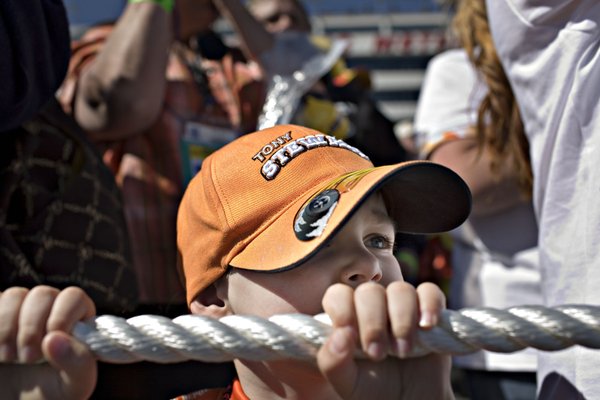 Cameron Paul, 4, of Henderson, watches the driver introductions before ...