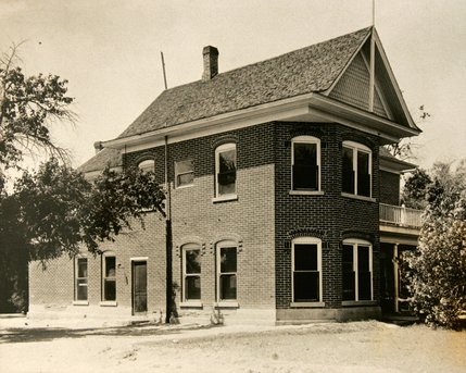 The Gentry Hotel in St. Thomas, photographed May 13, 1934.