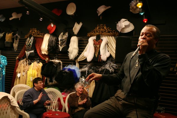 Derek David sings songs of Billy Eckstine and other legends, ...