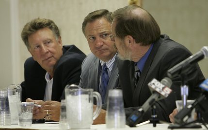 Jim Stanley, left, president of FDR Safety, Steve Ross, center, head of the Southern Nevada Building and Construction Trades Council, and Chuck Lenhart, business agent for Local 433, talk before a news conference at Bally's Monday, June 9. 