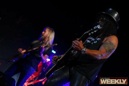 Jerry Cantrell and Slash perform Wednesday at Bare Pool.