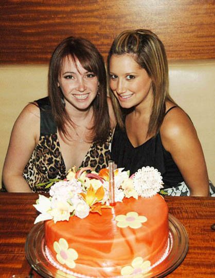 Ashley and Jennifer Tisdale.