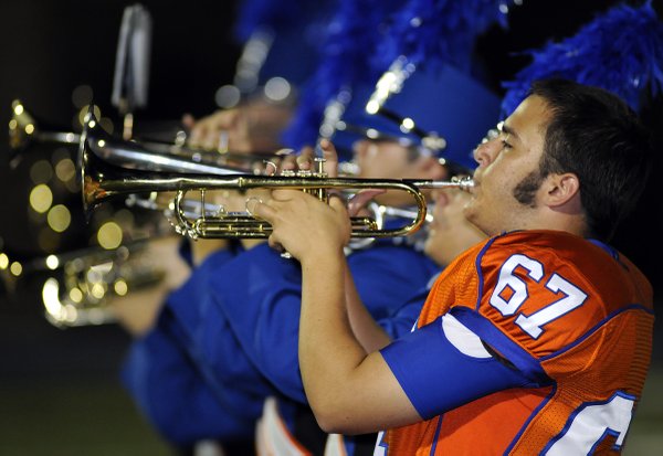 Gaels lineman Brian Glasgow performs with the Bishop Gorman marching ...