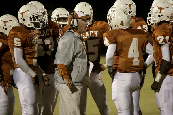 Longhorns coach Dave Synder tries to motivate his defense at ...