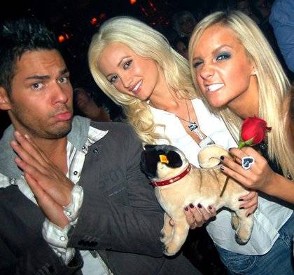 Holly Madison, with Jason "J-Roc" Craig and her "party pug" -- and a happy friend.