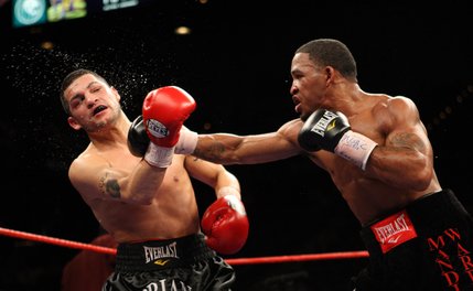 James Kirkland (right) connects on Brian Vera during their middleweight bout at the MGM Grand Garden Arena.