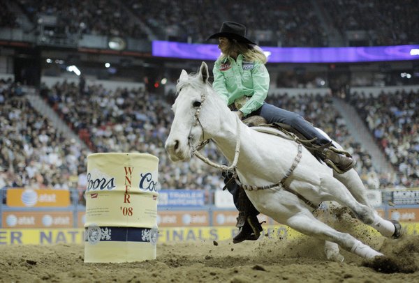 Jill Moody, of Letcher, S.D., competes during the first go-round ...