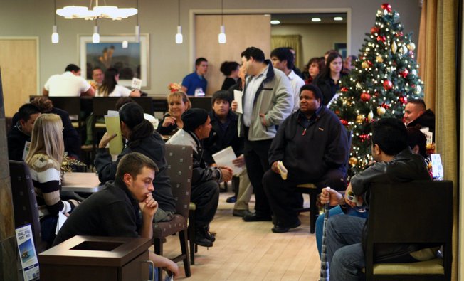 Lines, lines, lines -- that's what applicants for the In-N-Out restaurant jobs faced Monday. Plans shifted to move people in from the rain.