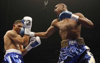 Paul Williams lands on the 1,000-plus punches he threw at Winky Wright in his unanimous victory Saturday night at the Mandalay Bay Events Center.