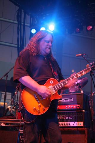 Guitarist Warren Haynes.