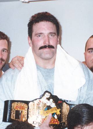 In his UFC debut, Dan Severn advanced straight to the UFC 4 finals when the eight-man tournament format was still in place. Severn lost to Royce Gracie in the final match but returned to win it all at UFC 5. In addition to being one of the five members that currently make up the UFC Hall of Fame, Severn was also a successful collegiate wrestler, U.S. Olympic alternate and WWF wrestler.