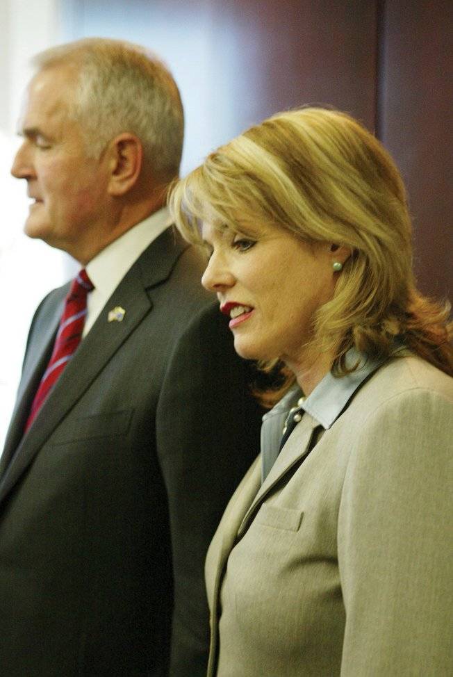Gov. Jim Gibbons and his wife, Dawn, in 2008. 
