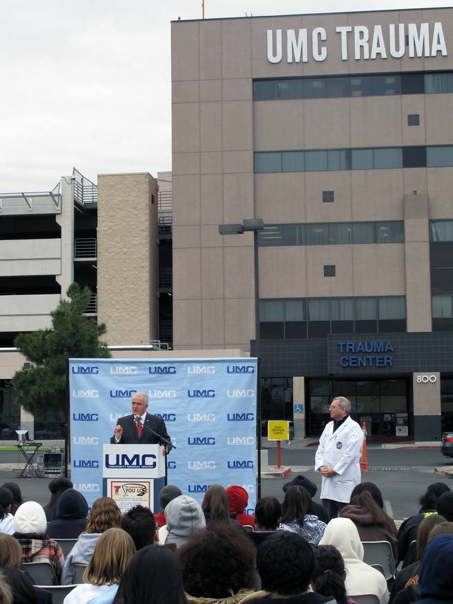 Gov. Jim Gibbons speaks outside UMC's Trauma Center to Las Vegas high school students about the dangers of drunken driving.