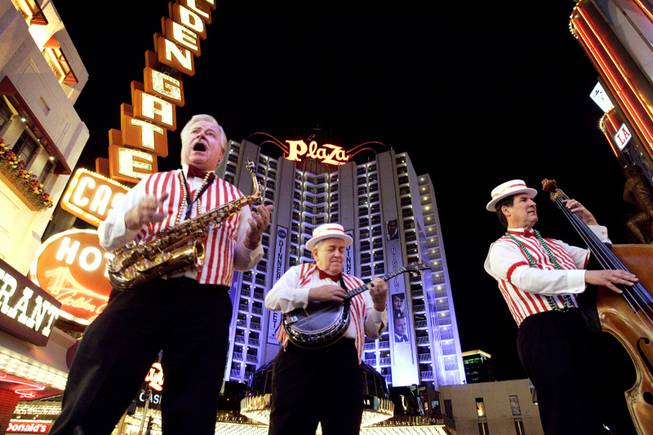The Fremont Street Experience Dixieland Band members Steve Johnson, from ...