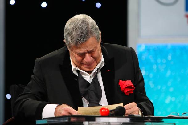 Jerry Lewis is overcome with joyful tears after receiving a multimillion-dollar check from the International Association of Firefighters during the final hour of the 45th Annual Jerry Lewis MDA Labor Day Telethon at South Point.