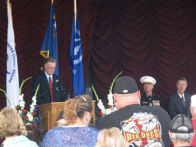 Henderson Mayor Andy Hafen speaks Saturday at the city's annual Veterans Day Ceremony.