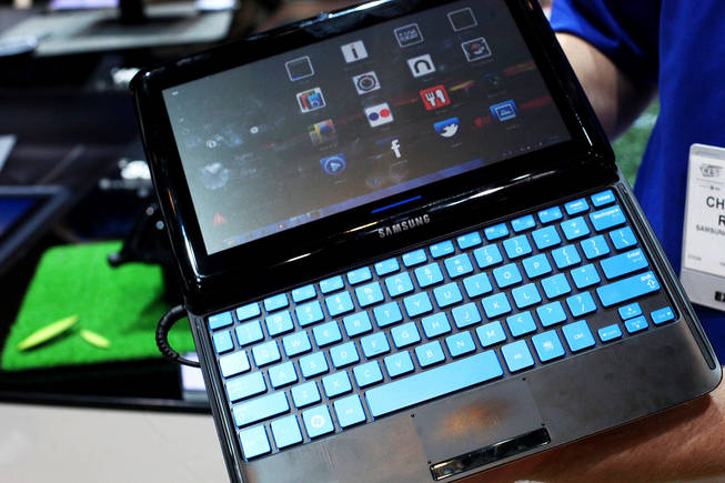 The Samsung Sliding PC Tablet is nominated for Best of CES CNET Awards 2011.