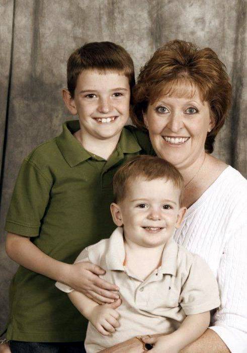 Kellie Guild with sons Matthew and William in August 2010.