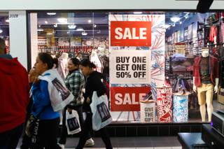 Shoppers roam the Las Vegas Premium Outlets on south Las Vegas Blvd. for Black Friday deals, Nov. 23, 2012.