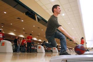 UNLV bowling club member Nick Lamek bowls during practice Thursday, Feb. 27, 2013.
