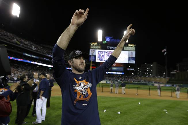 

Detroit Tigers' Justin Verlander reacts after the Tigers defeated the New York Yankees in Game 4 of the American League championship series Thursday, Oct. 18, 2012, in Detroit.