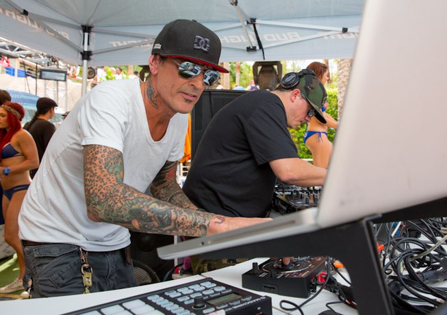 Tommy Lee DJs with DJ Aero at Rehab in the ...