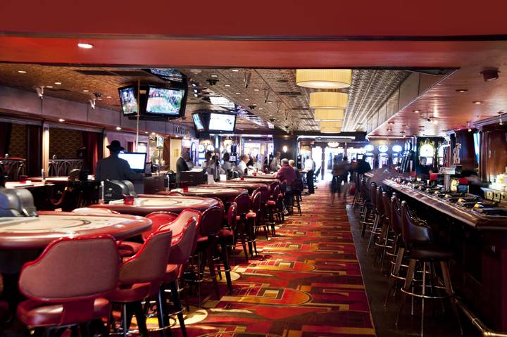 Golden Gate Casino Bar