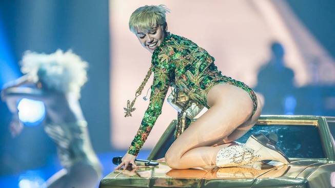 Miley Cyrus Bangerz Tour at MGM Grand