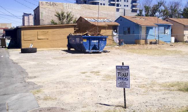 This dirt lot at Coolidge Street and Casino Center Boulevard in downtown Las Vegas became ground zero for bewildered vehicle owners who found their cars had been towed while they took part in the monthly First Friday celebration.