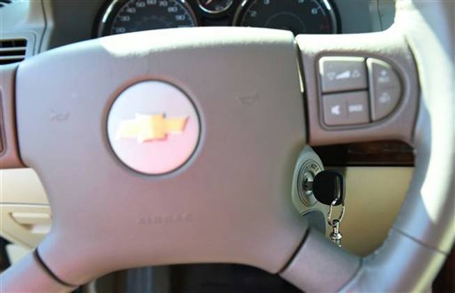 This shows the steering wheel and ignition switch on a 2005 Chevrolet Cobalt. General Motors’ recent recall of 2.6 million small cars has shed light on an unsettling fact: Air bags might not always deploy when drivers – and federal regulators - expect them to.