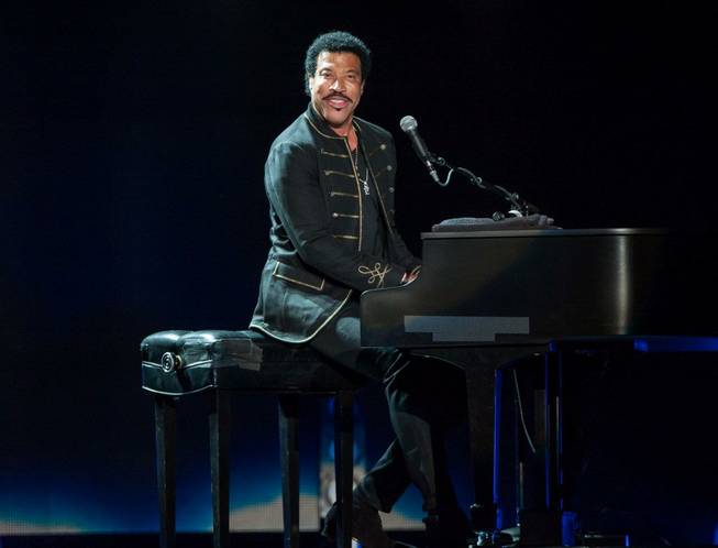 Lionel Richie headlines with CeeLo Green at Mandalay Bay Events ...