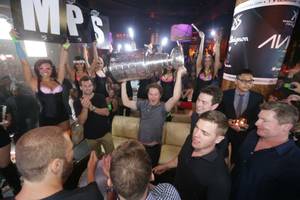 L.A. Kings and Stanley Cup at XS
