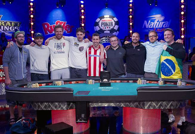 2014 WSOP Plays to Final Table