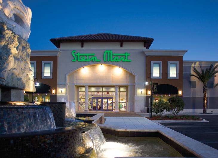 Stein Mart opens a new store in the Sahara Center. 