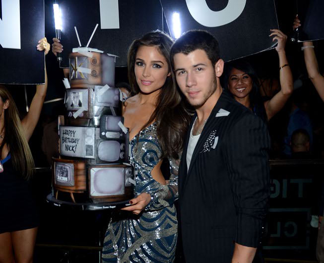 Nick Jonas, with girlfriend 2012 Miss Universe Olivia Culpo of ...