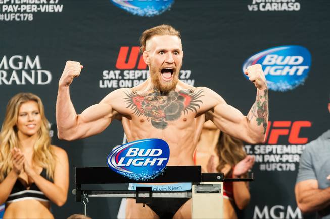 Conor McGregor screams at his fans after making weight for ...