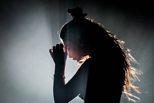 Lorde performs at the Joint on Tuesday, Sept. 30, 2014, ...