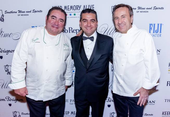 The 2014 Ultimo Grand Banquet hosted by star chefs Emeril ...