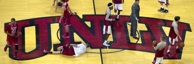UNLV and Southern Utah players prepare for their basketball game at the Thomas & Mack Center on Dec. 27, 2014.