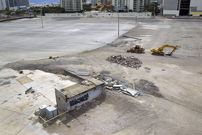 A view of the former Wet'n'Wild water park site Sunday, March 22, 2015. The site was proposed for sports arena by former UNLV basketball player Jackie Robinson but no progress is visible.