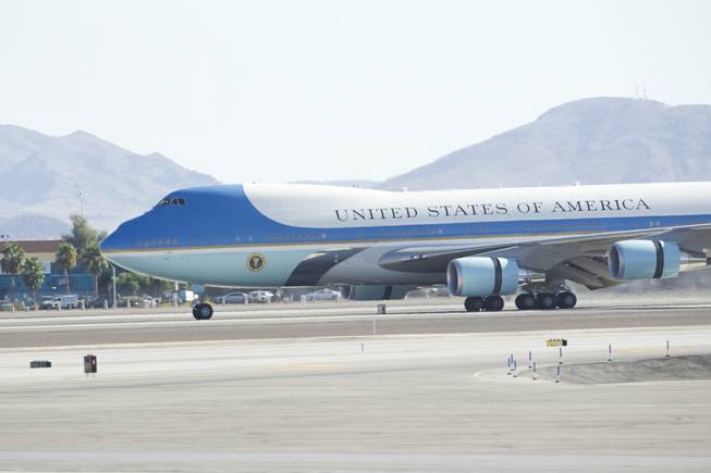 President Barack Obama Air force one arrival