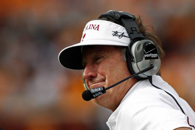 South Carolina head coach Steve Spurrier stands on the sideline in the second quarter of an NCAA football game against Tennessee on Saturday, Oct. 19, 2013, in Knoxville, Tenn.