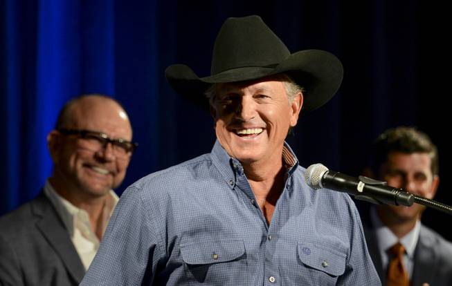 George Strait announces an exclusive engagement in Las Vegas in ...